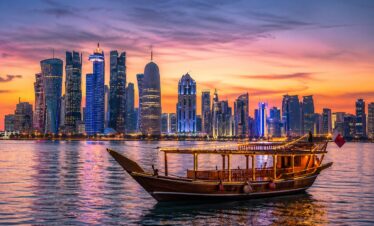 Doha Evening Dhow Cruise with Dinner Experience